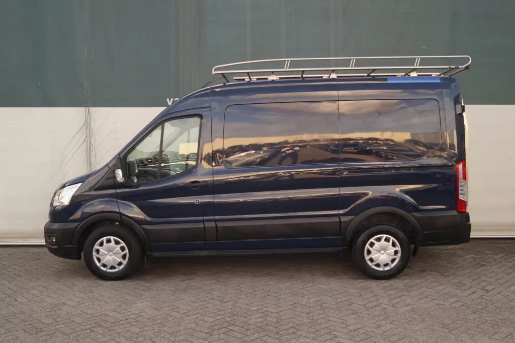 Ford Transit (2020) — foto 1