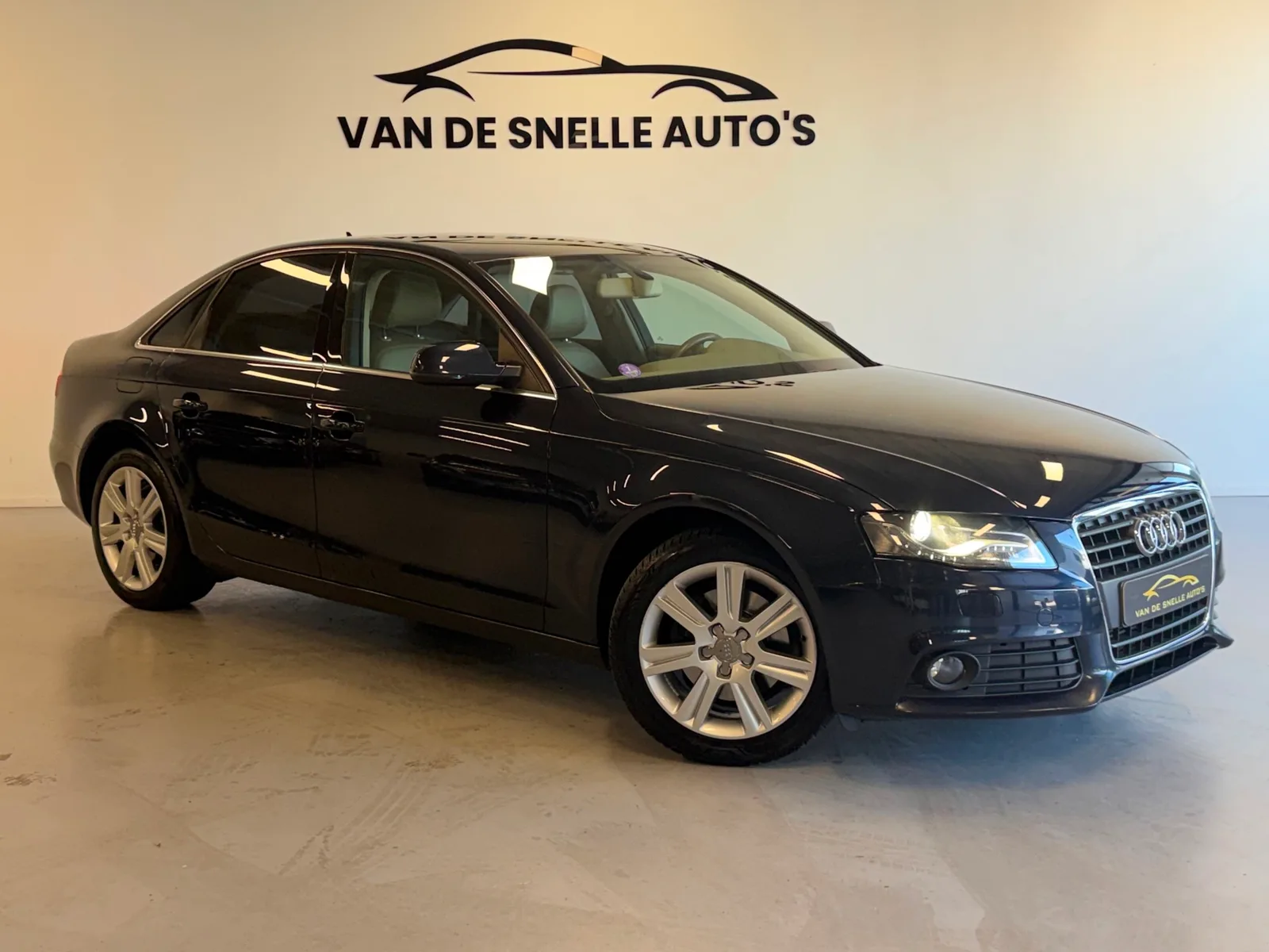 Audi A4 (2011) — foto 1