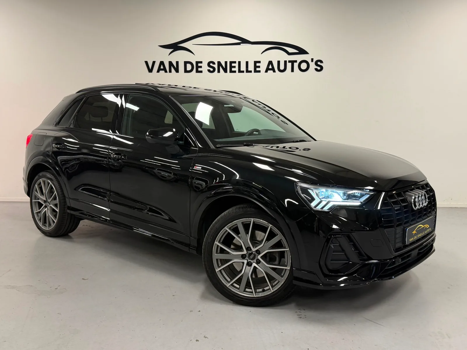 Audi Q3 (2019) — foto 1