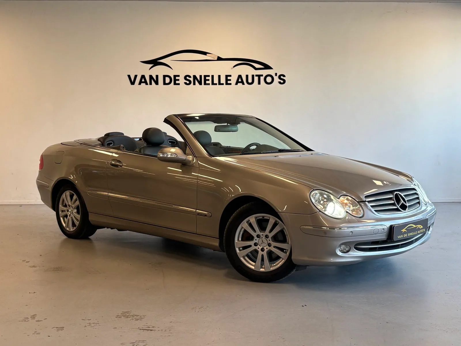 Mercedes-Benz CLK-Klasse (2003) — foto 1