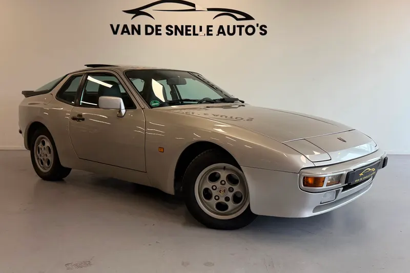 Porsche 944 (1986)