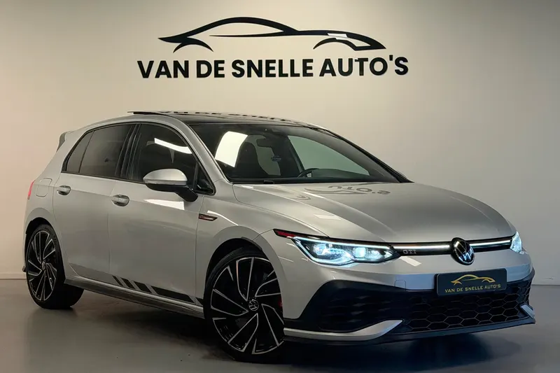 Volkswagen Golf (2021)