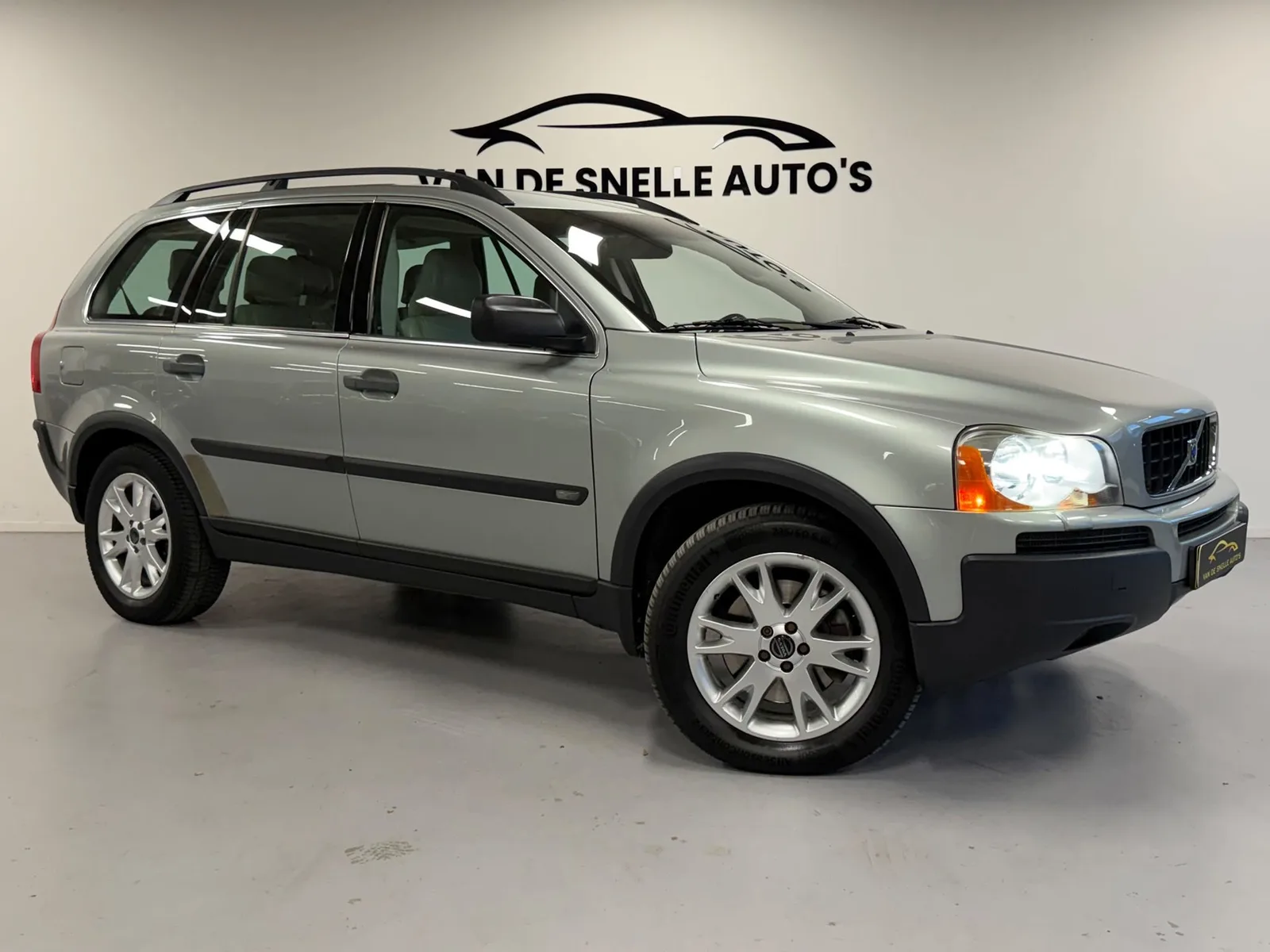 Volvo XC90 (2003) — foto 1