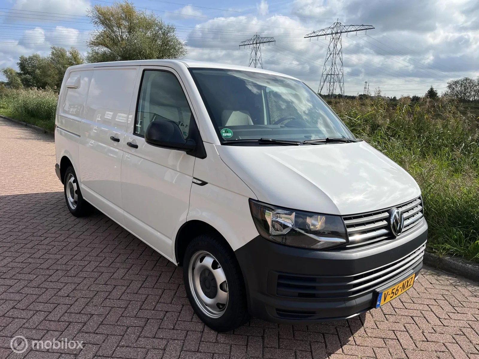 Volkswagen Transporter (2017) — foto 1