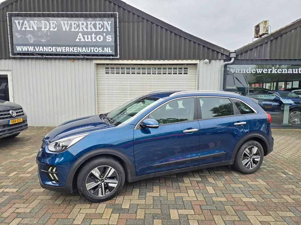 Kia Niro (2022) — foto 1