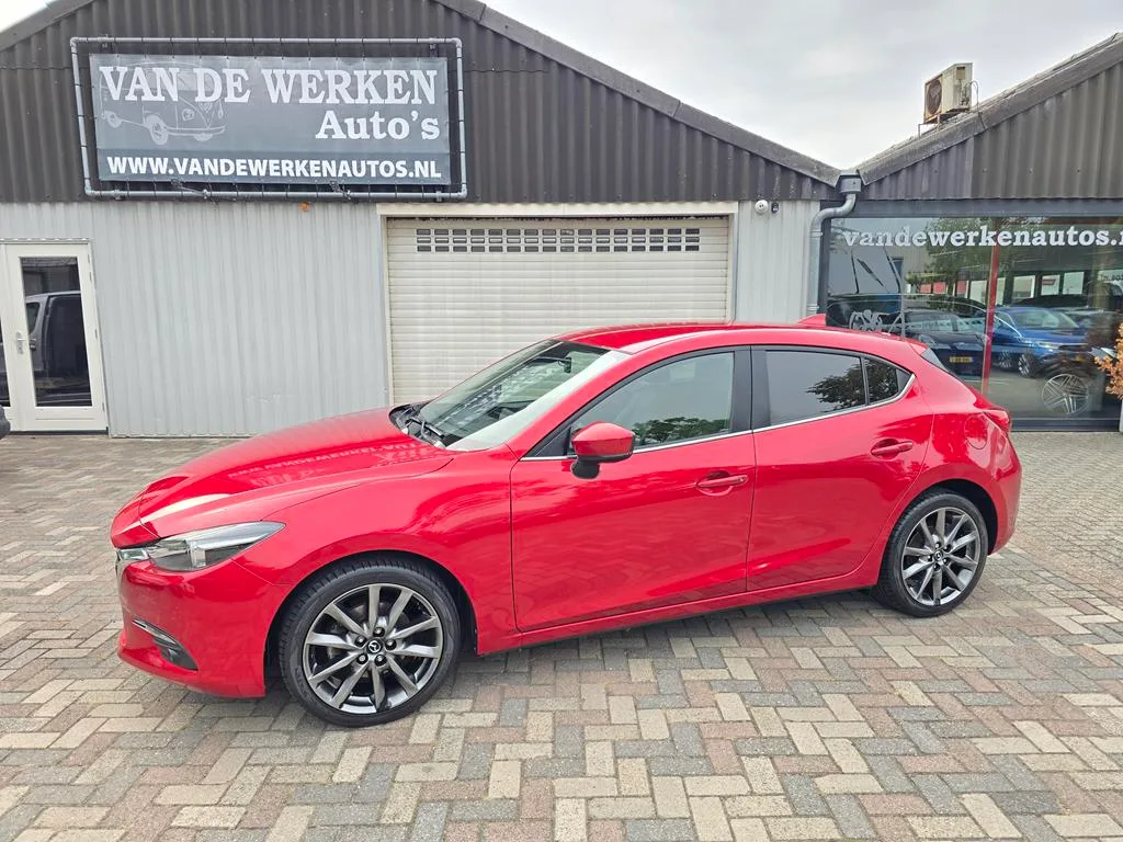 Mazda 3 (2018) — foto 1