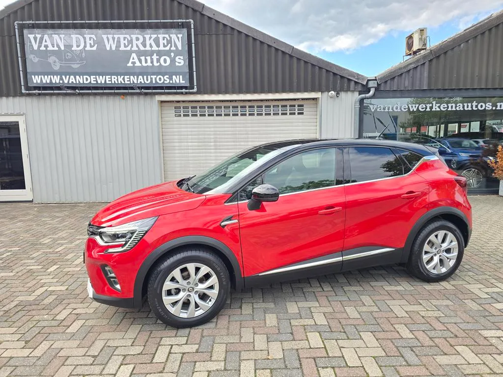 Renault Captur (2021) — foto 1