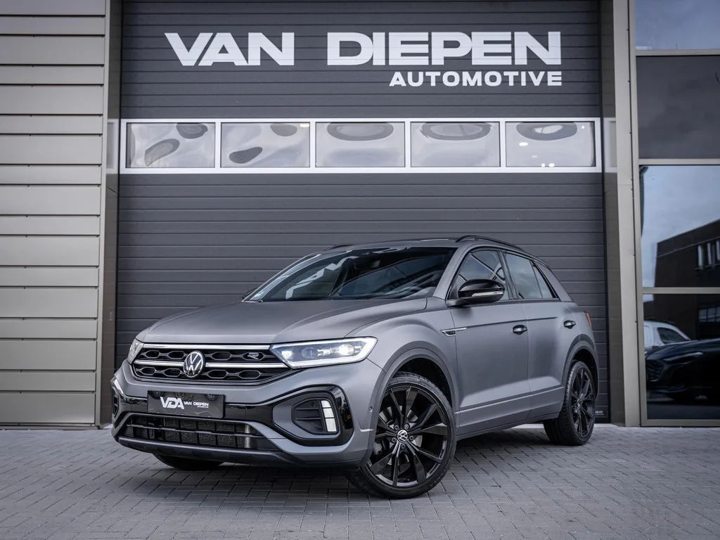 Volkswagen T-Roc (2025) — foto 1