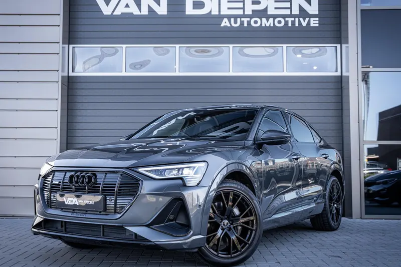 Audi e-tron Sportback (2021)