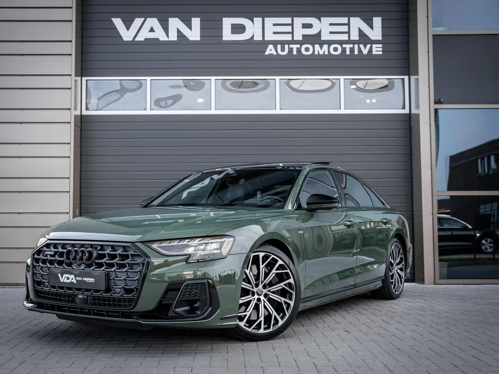 Audi A8 (2023) — foto 1