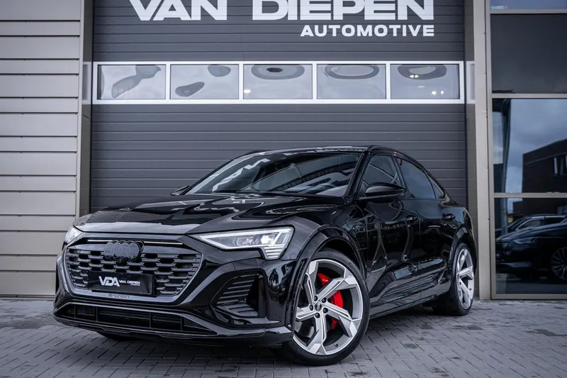 Audi Q8 e-tron (2024)