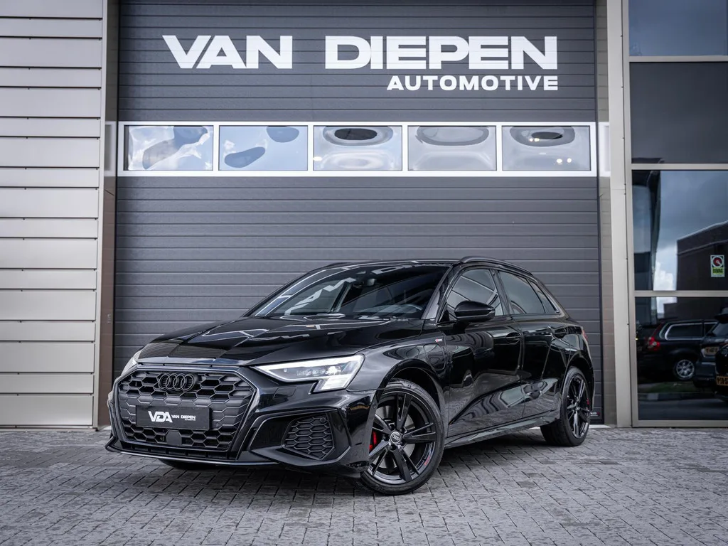 Audi A3 (2023) — foto 1