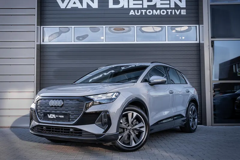 Audi Q4 e-tron (2024)