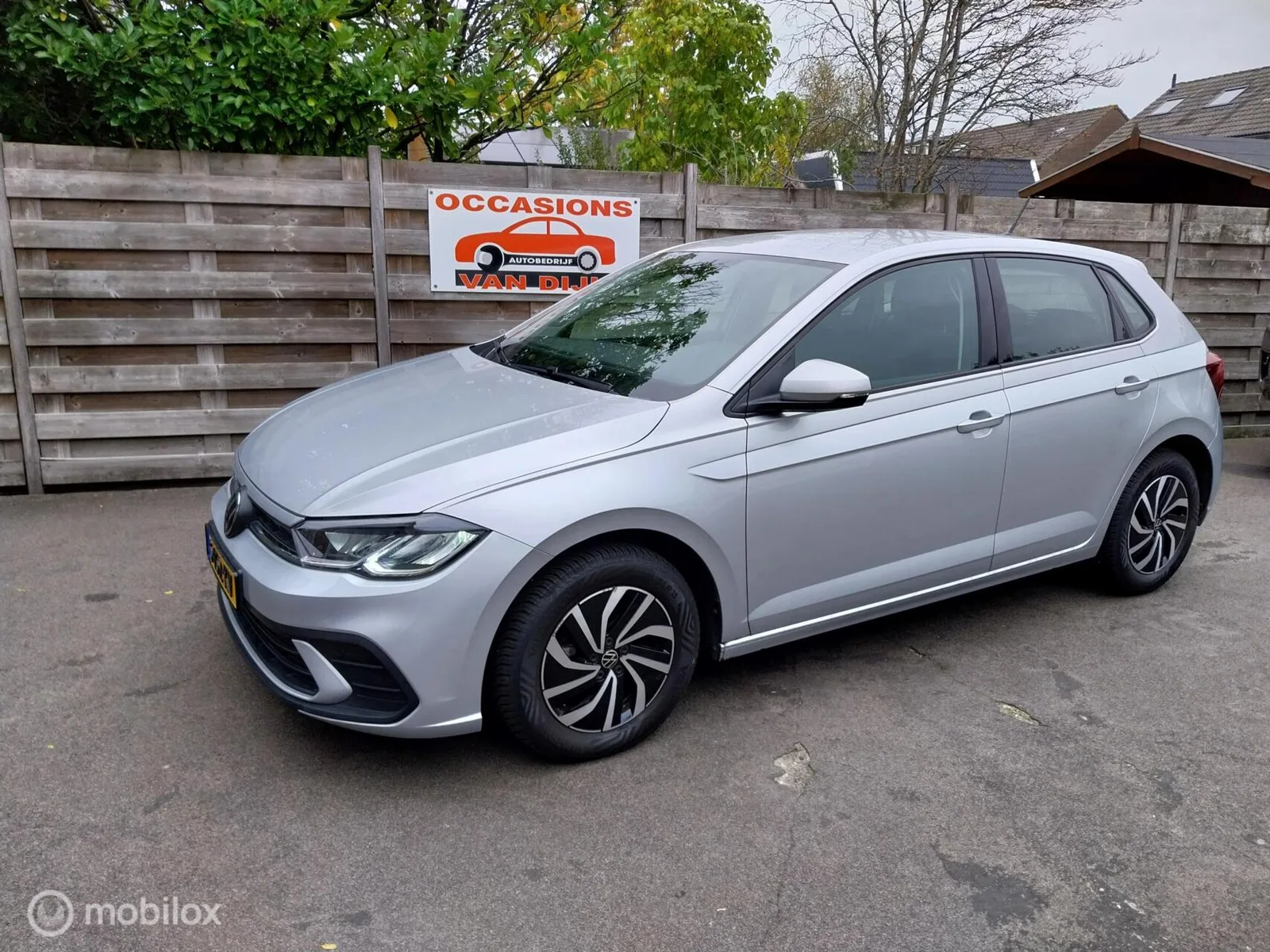 Volkswagen Polo (2023) — foto 1