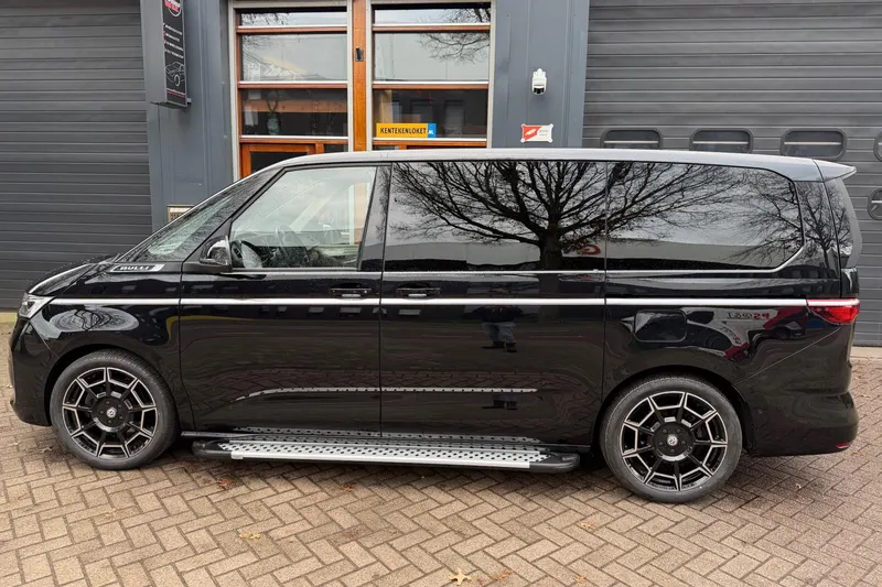 Volkswagen Multivan (2023)