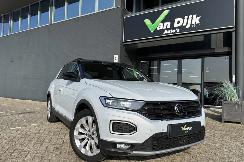 Volkswagen T-Roc (2022)