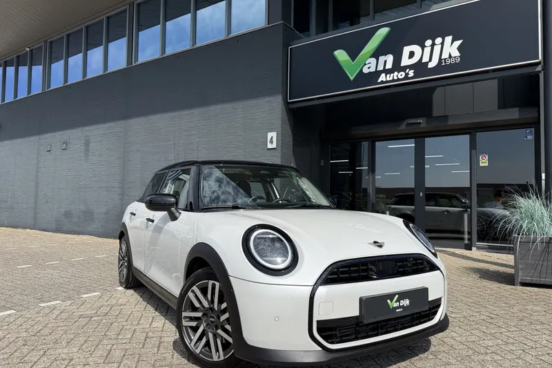 MINI Cooper (2025)