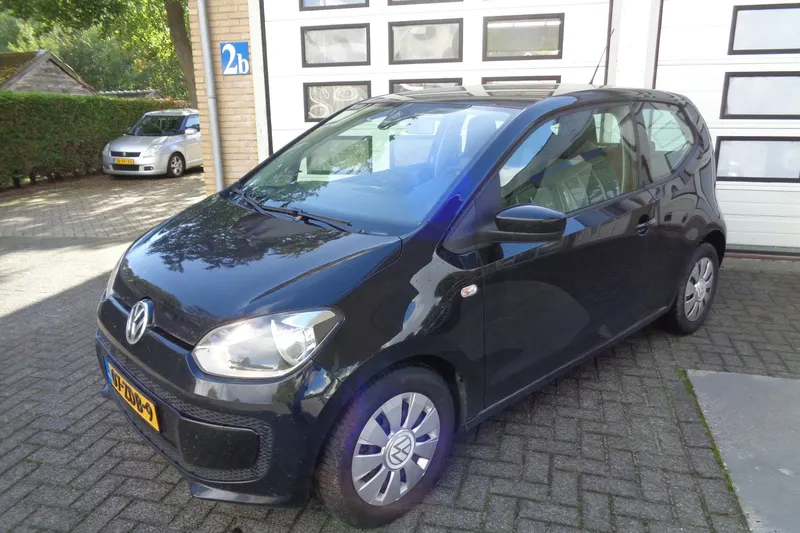 Volkswagen Up! (2012)