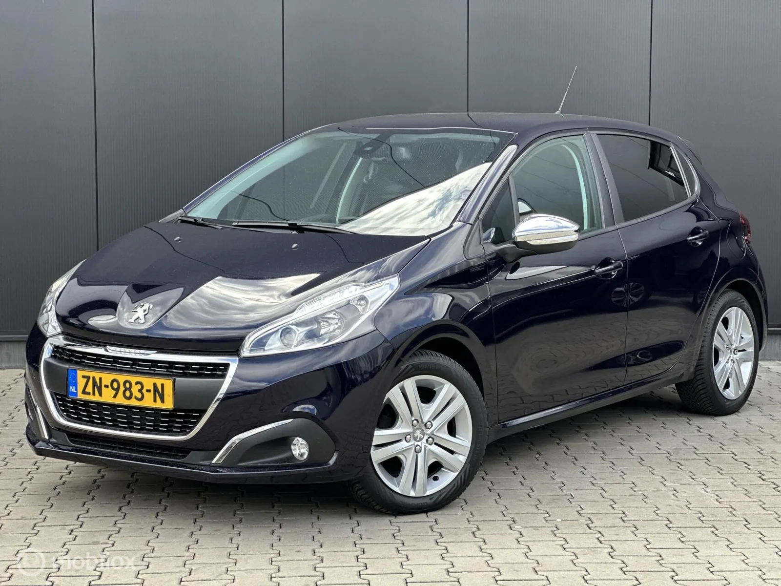 Peugeot 208 (2019) — foto 1