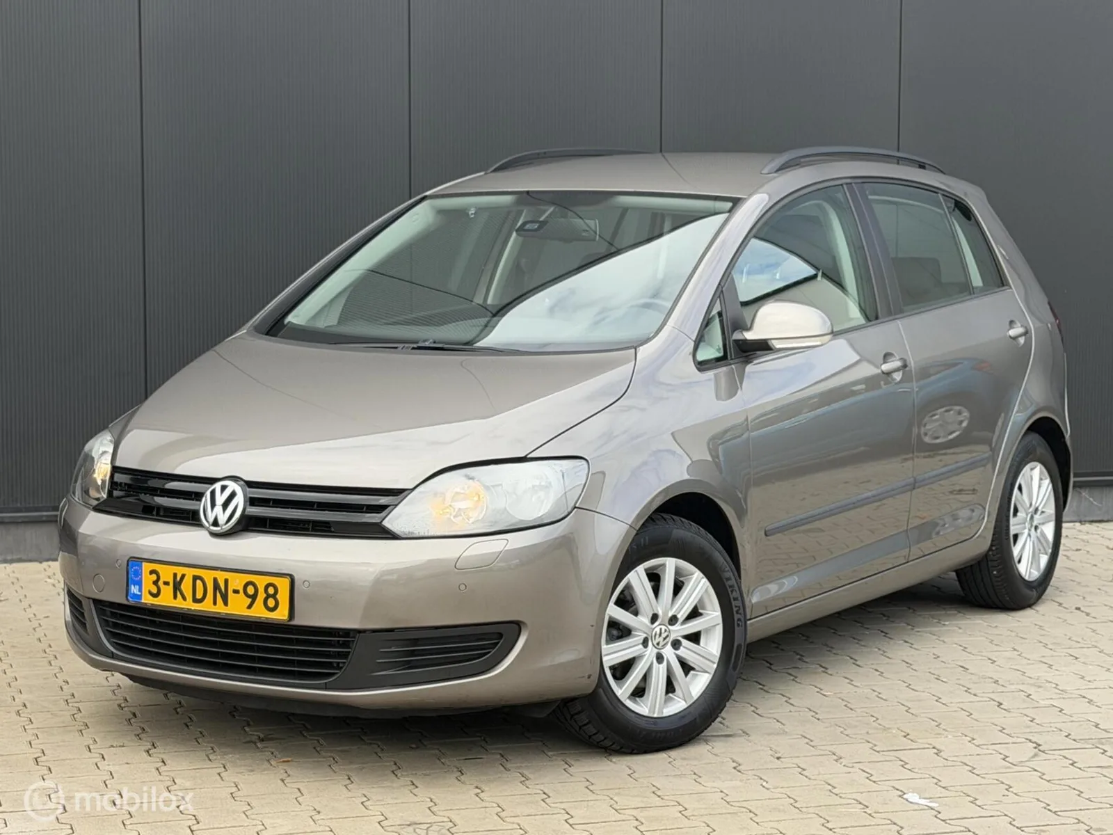 Volkswagen Golf Plus (2012) — foto 1
