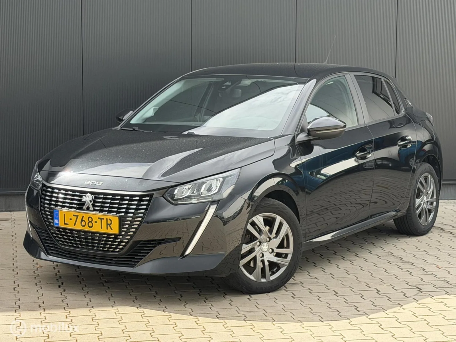 Peugeot 208 (2021) — foto 1