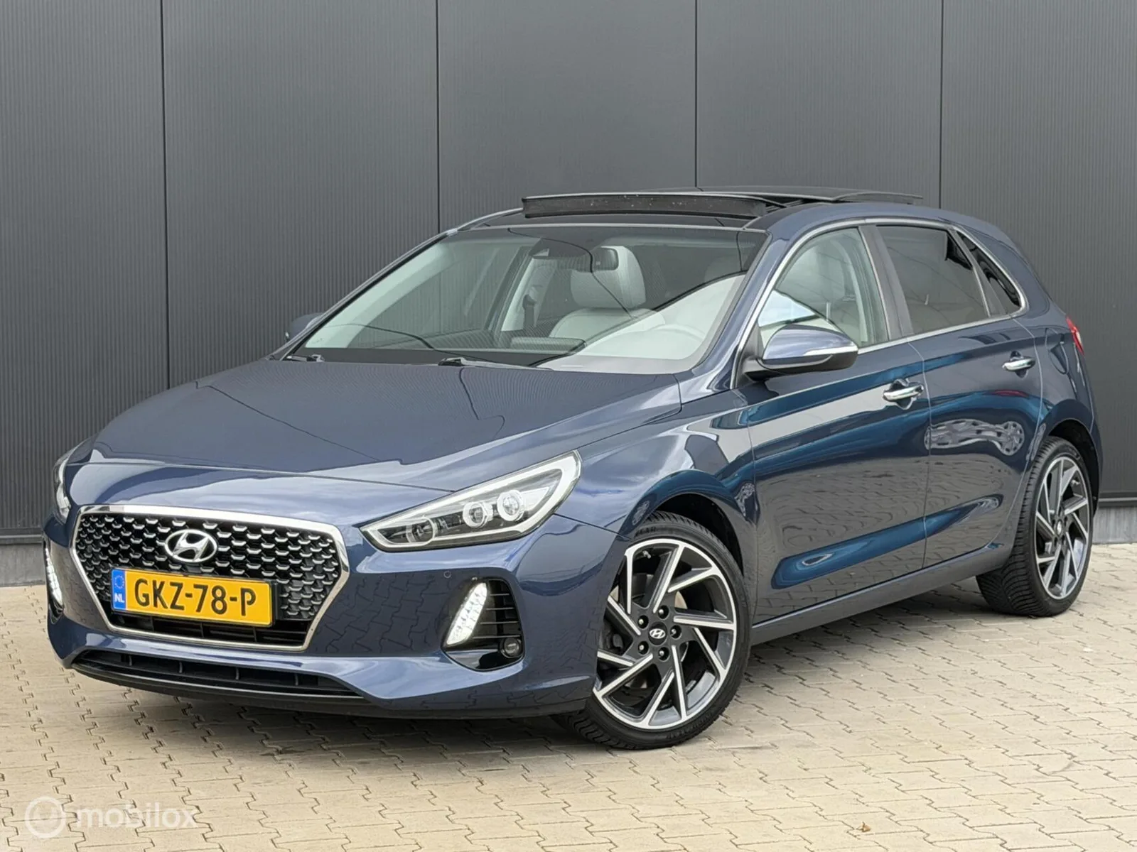 Hyundai i30 (2017) — foto 1