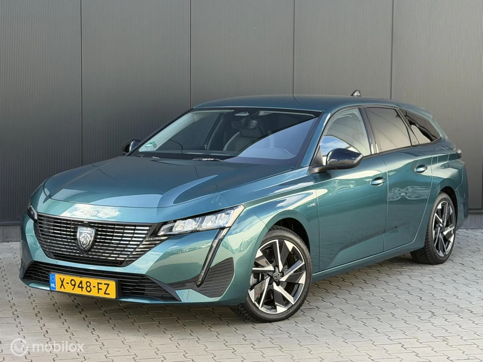 Peugeot 308 (2023) — foto 1