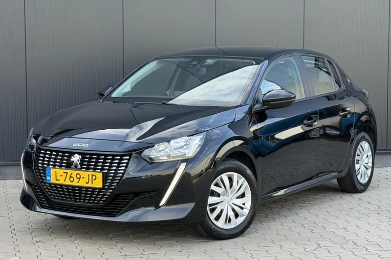 Peugeot 208 (2021)