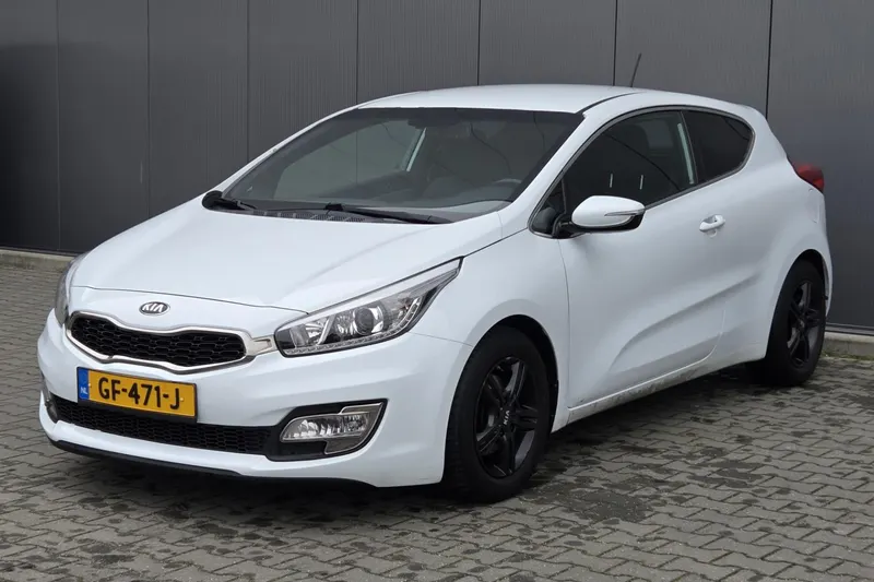 Kia ProCeed (2015)