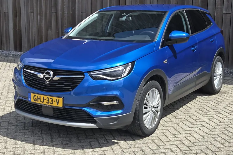 Opel Grandland (2017)