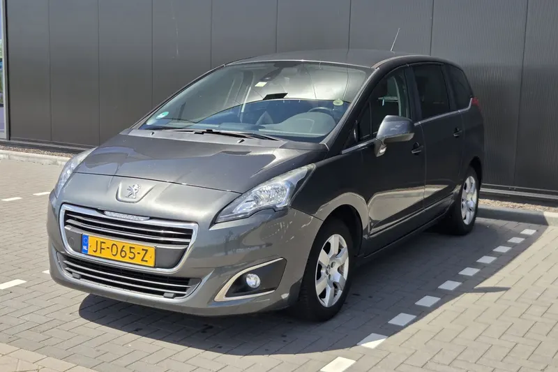 Peugeot 5008 (2016)
