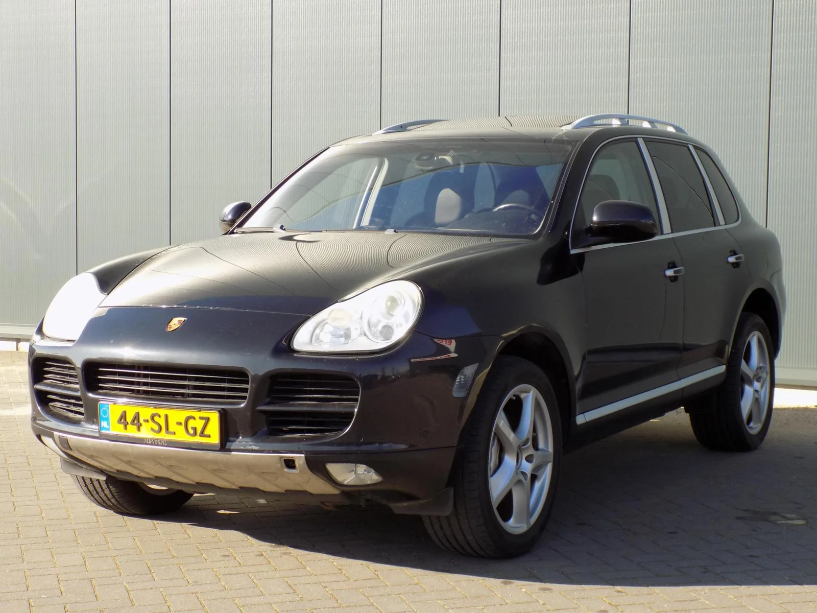 Porsche Cayenne (2004) — foto 1