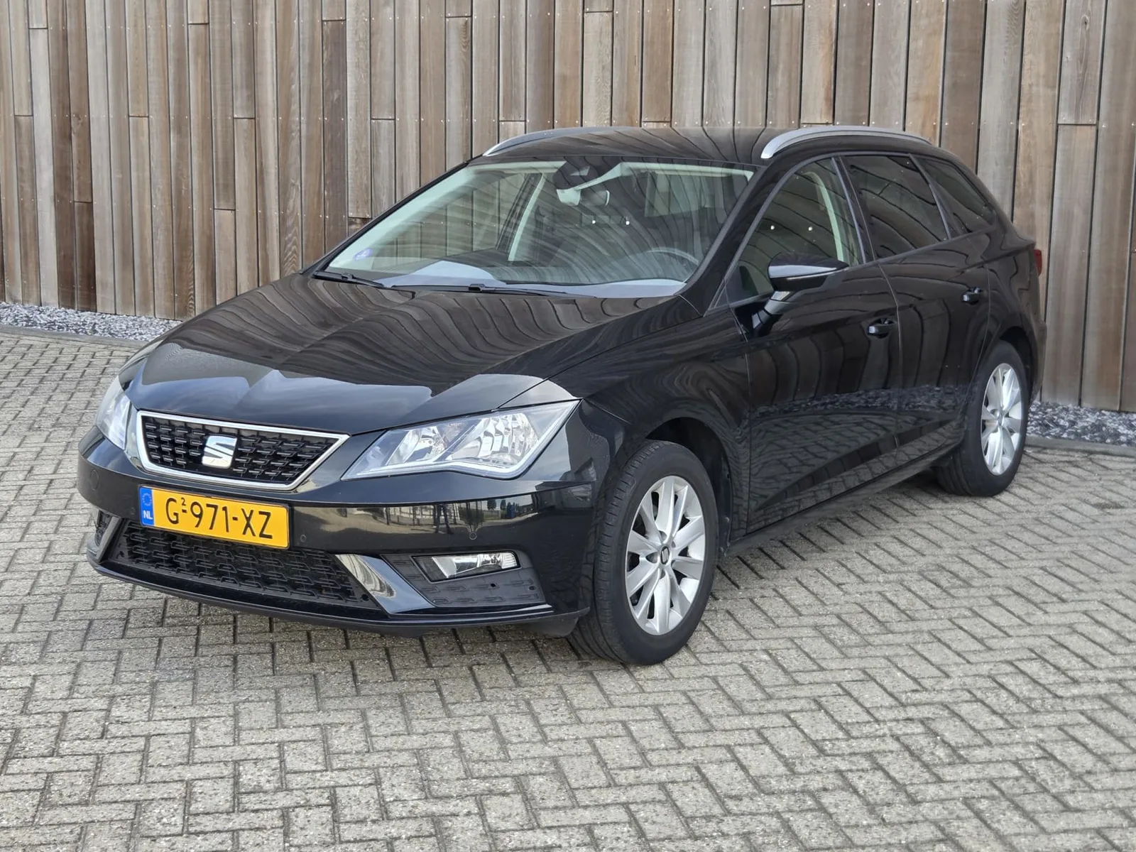 SEAT Leon (2020) — foto 1