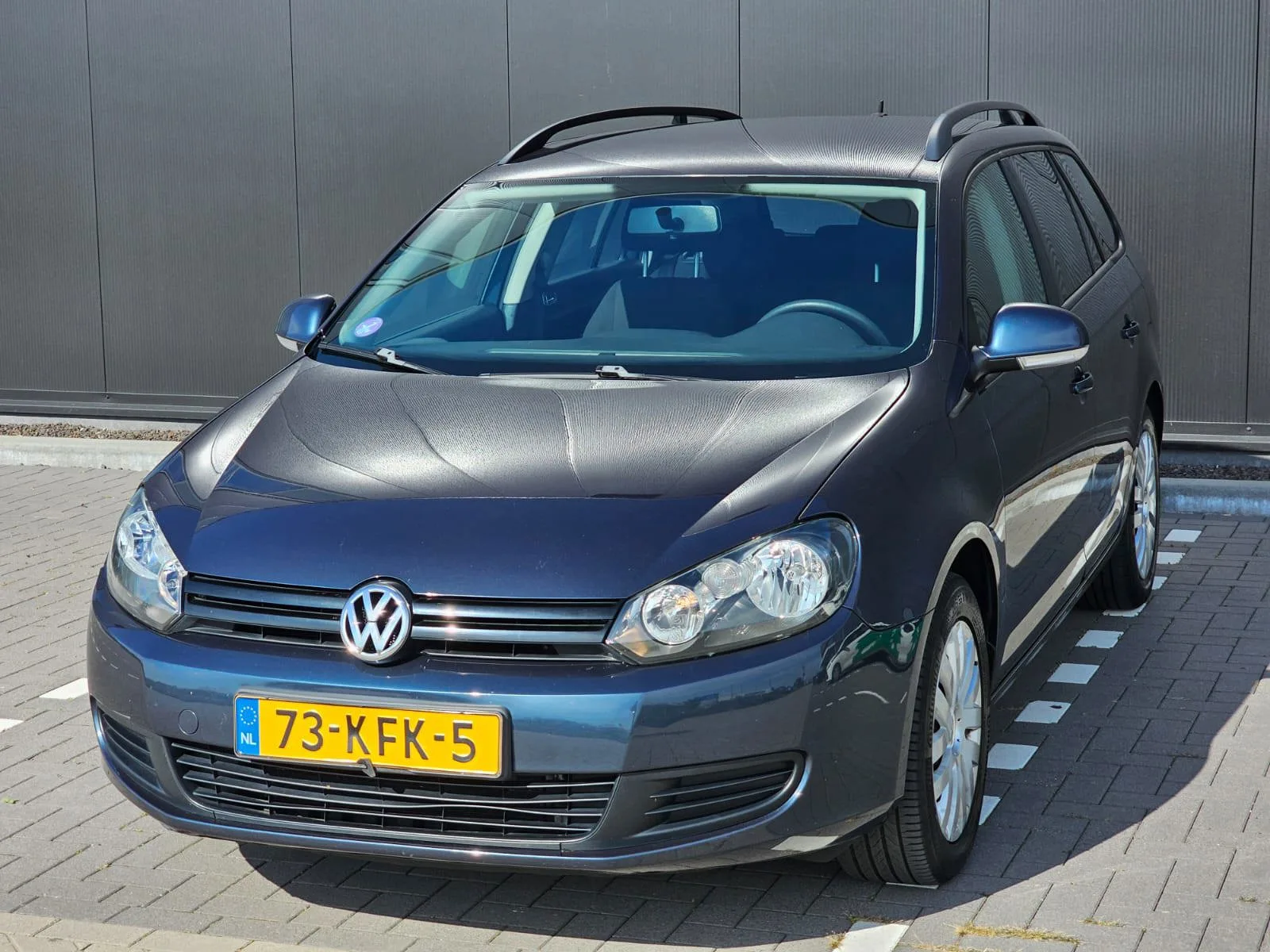 Volkswagen Golf (2009) — foto 1