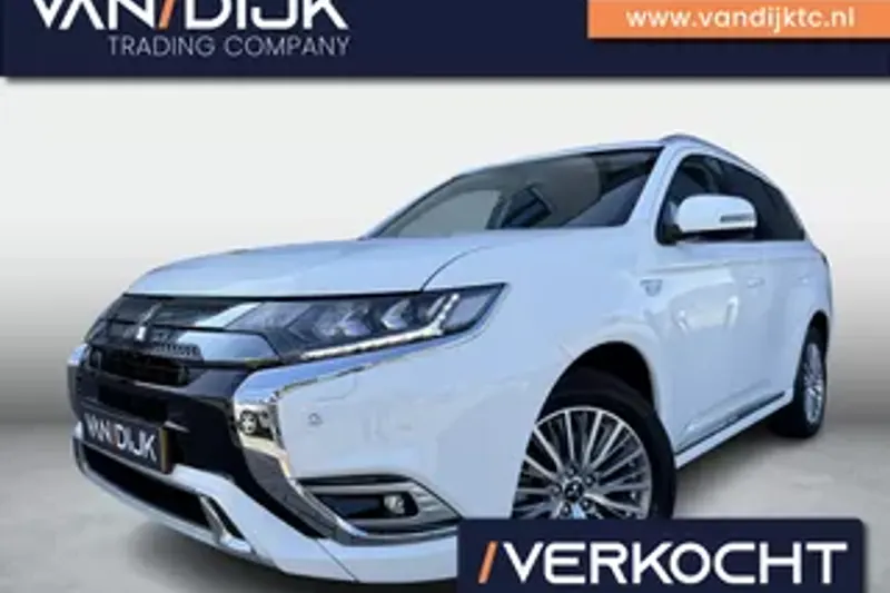 Mitsubishi Outlander (2020)
