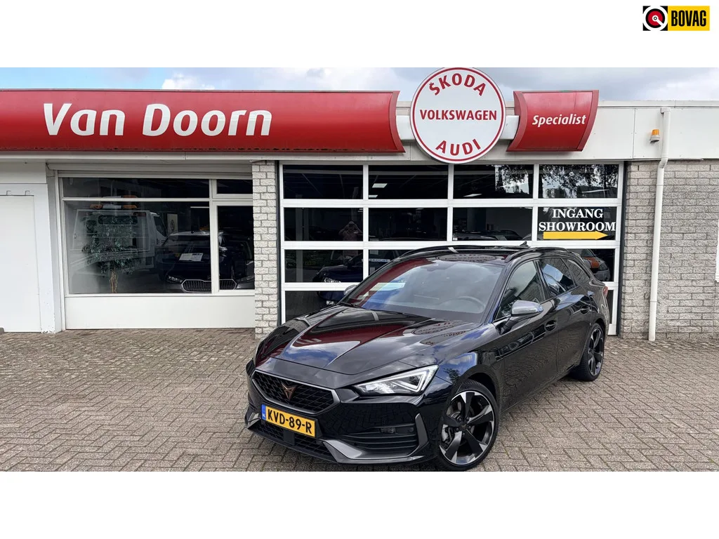 CUPRA Leon Sportstourer (2023) — foto 1