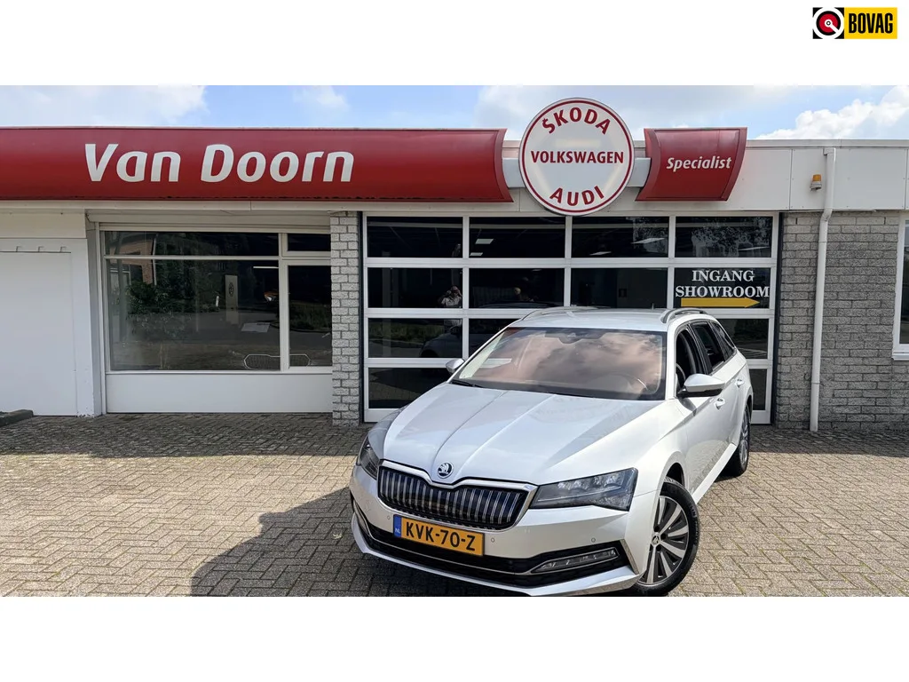Škoda Superb (2023) — foto 1