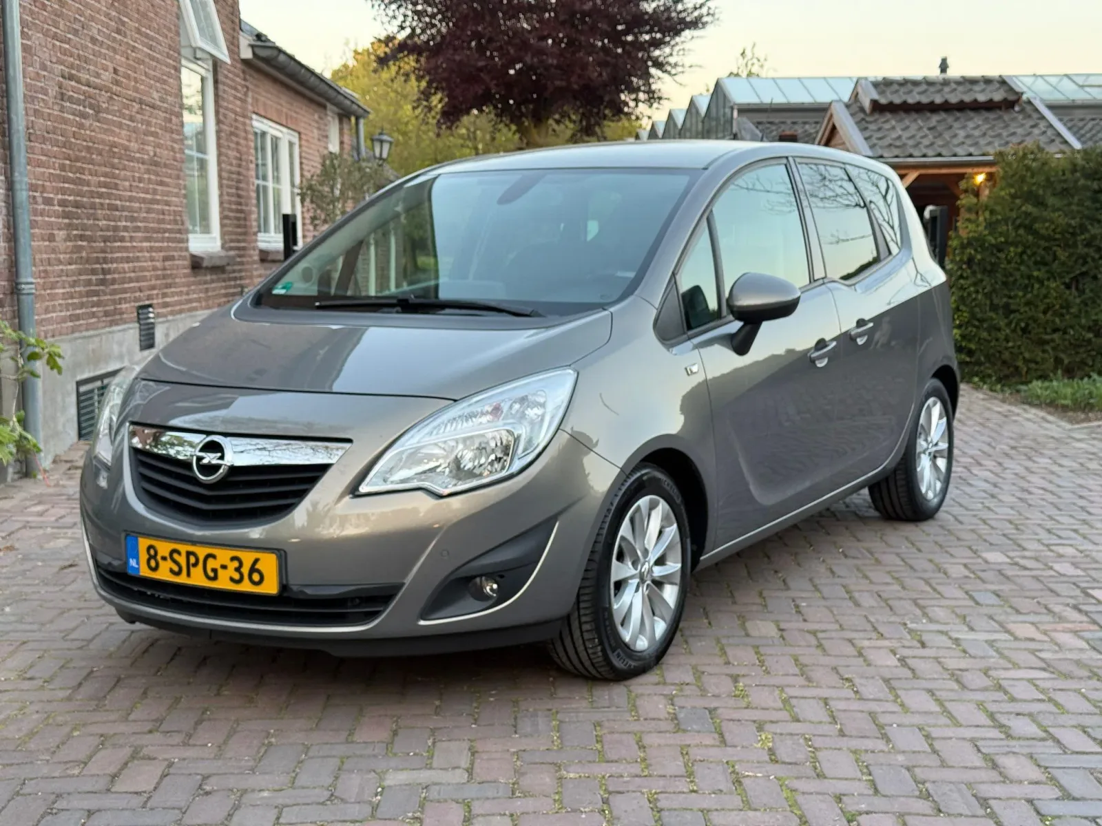 Opel Meriva (2012) — foto 1