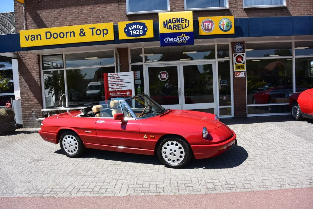 Alfa Romeo Spider (1991) — foto 1