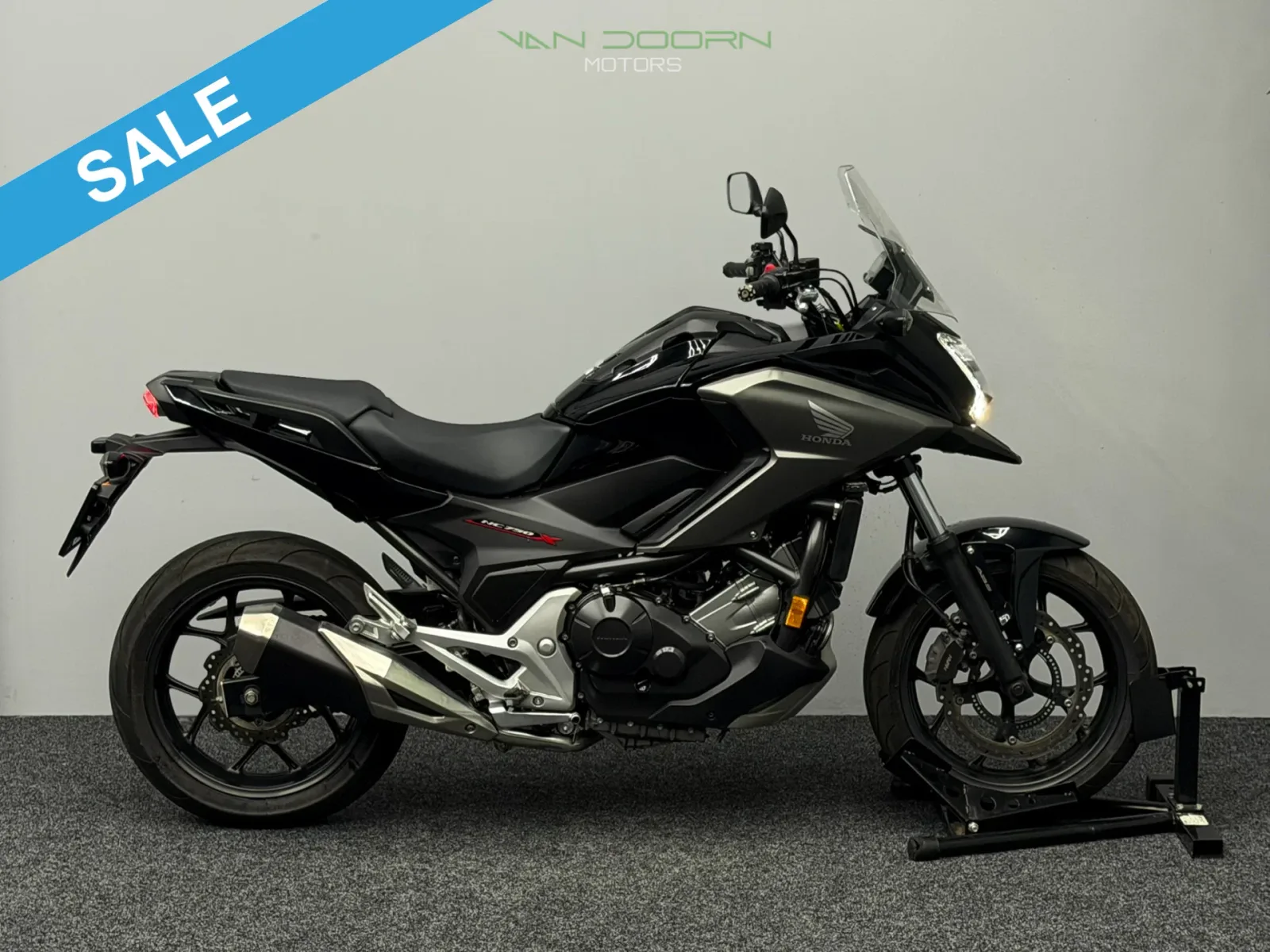 Honda NC750SA (2020) — foto 1