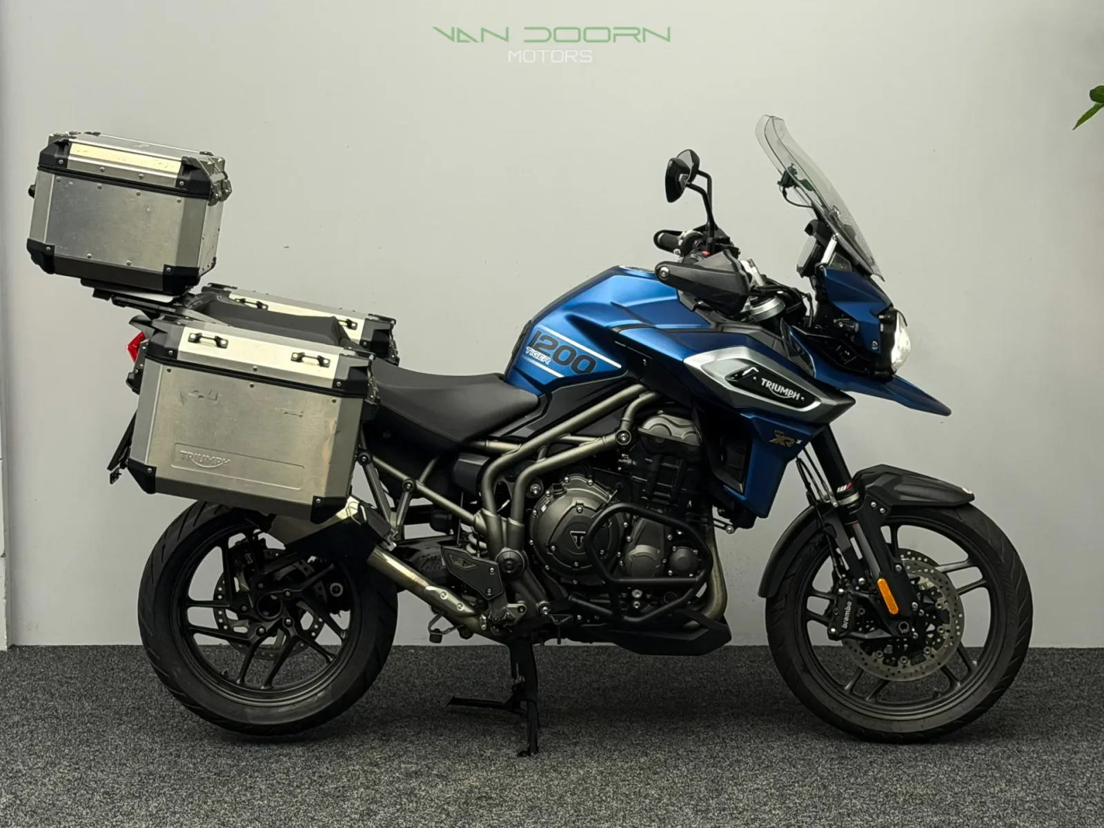 Triumph Tiger 1200 Explorer XRX (2019) — foto 1