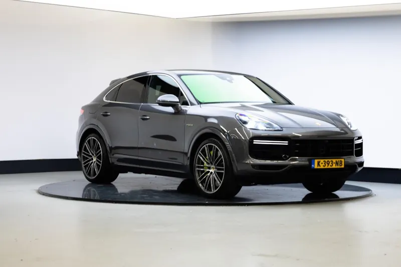 Porsche Cayenne (2021)