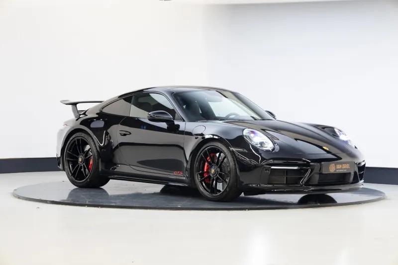 Porsche 911 (2022)