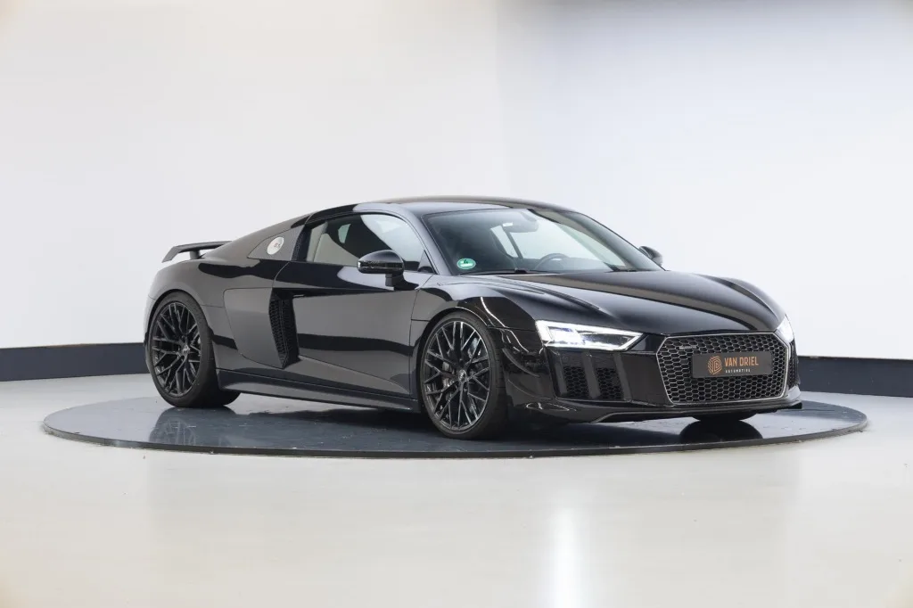 Audi R8 (2016) — foto 1