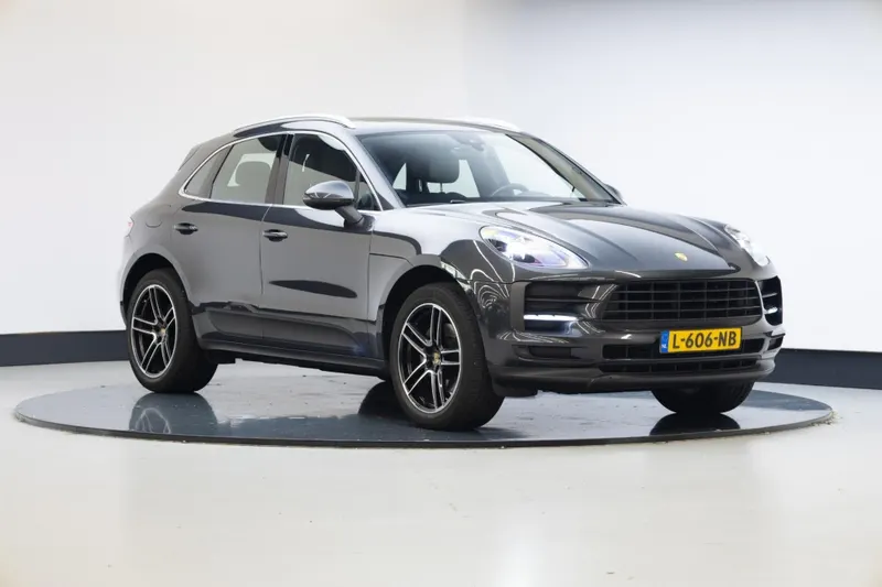 Porsche Macan (2020)