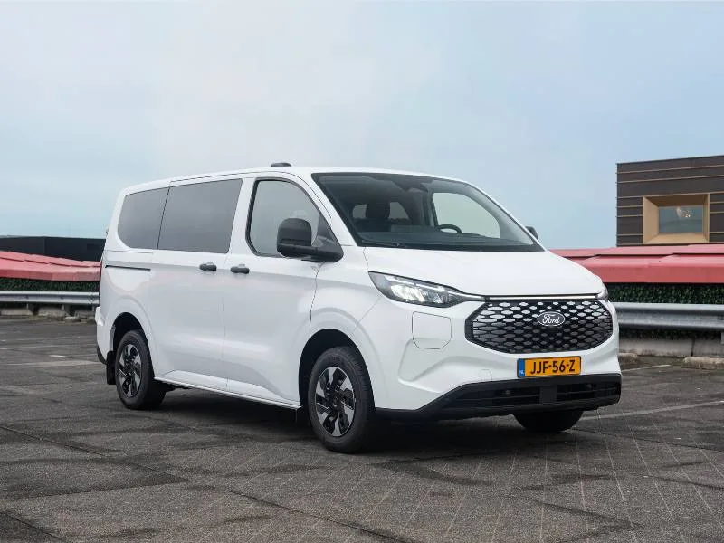 Ford Transit Custom (2026) — foto 1