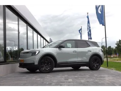 Ford Explorer (2026) — foto 1