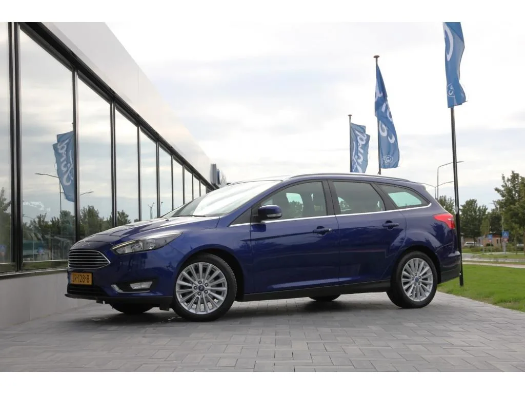 Ford Focus (2016) — foto 1