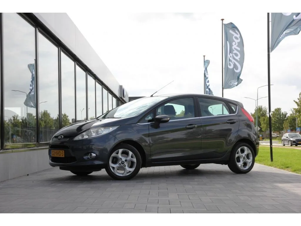 Ford Fiesta (2010) — foto 1