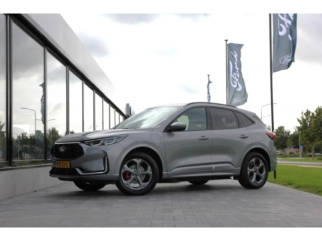 Ford Kuga (2024) — foto 1